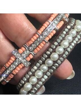 B3676 Lot of 2 American Eagle Outfitters / unbranded Bracelet Rhinestone Cross